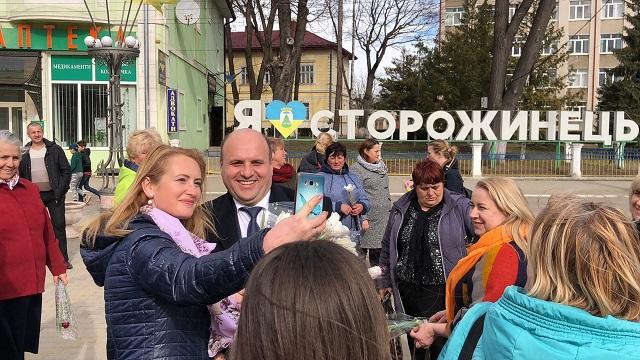 Голова обласної «Батьківщини» привітав соратниць з весною