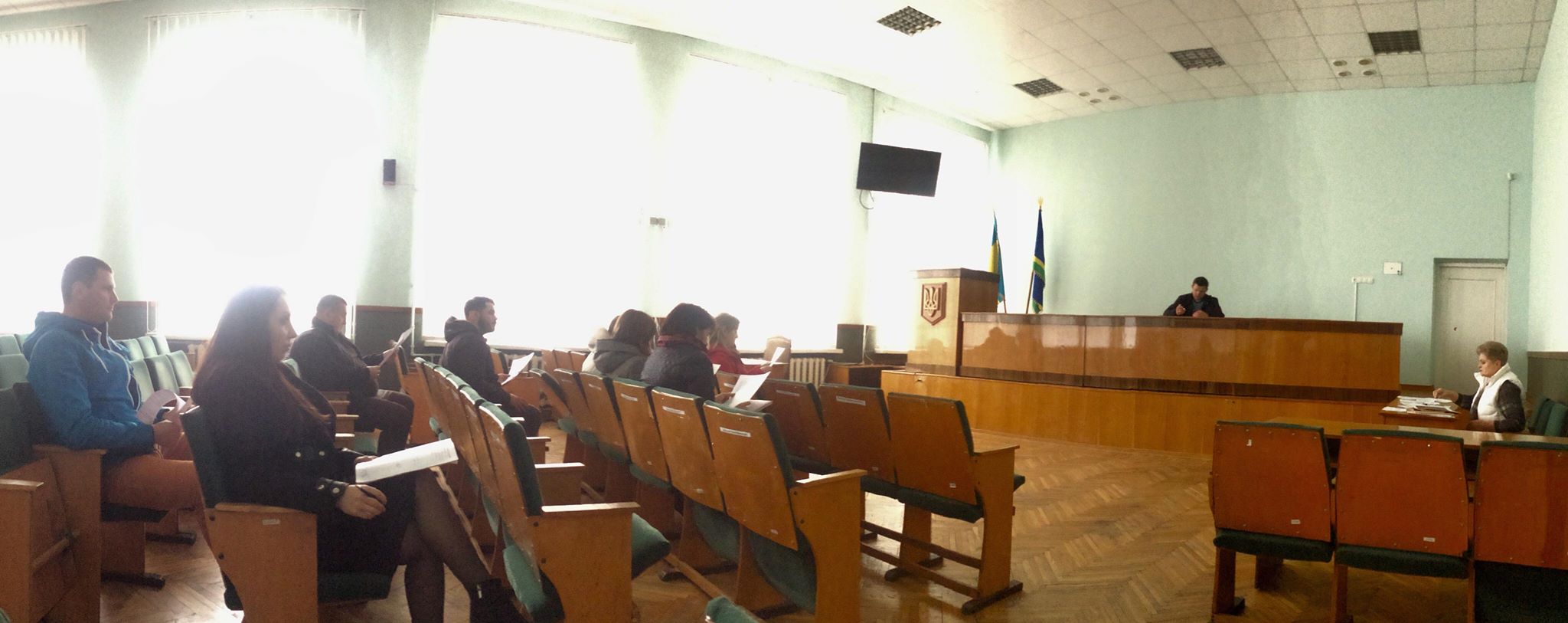 У Чернівецькій області до складу ДВК від Порошенка подали удвічі менше членів комісій, ніж від Зеленського 