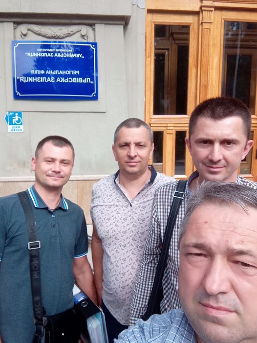 Ініціативна група з Глибокої прибула у Львів для консультацій із залізницею, яку звинувачують у рейдерському захопленні землі (ОНОВЛЕНО о 14.58)