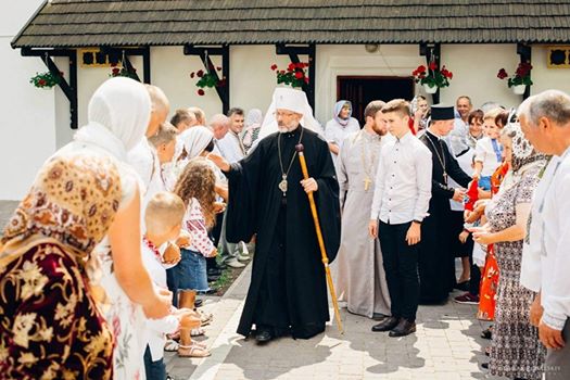 Двадцять років тому громада храму св.пророка Іллі у Топорівцях перейшла до Української Церкви