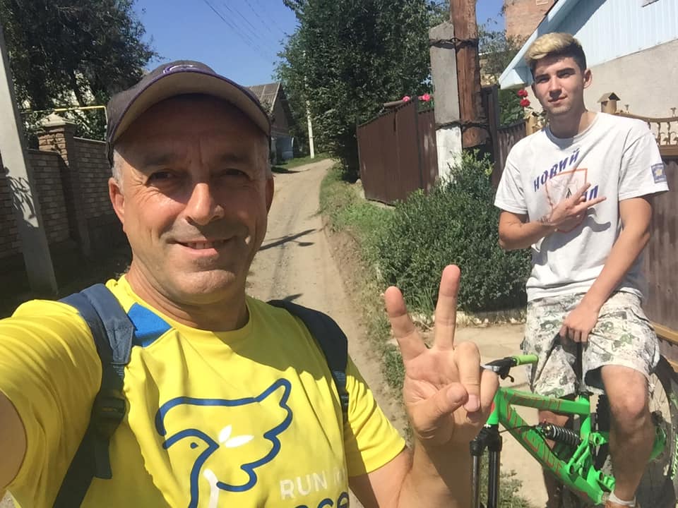 'ЗеВелопробіг': нардеп з Буковини покатався на велосипеді, щоб Зеленський не відволікався від 'рулювання' державою