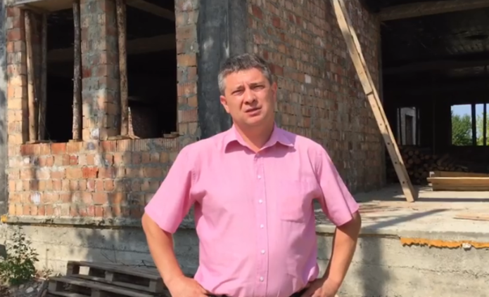 Голова громади у Чернівецькій області звернувся до Зеленського не затримувати фінансування громадам