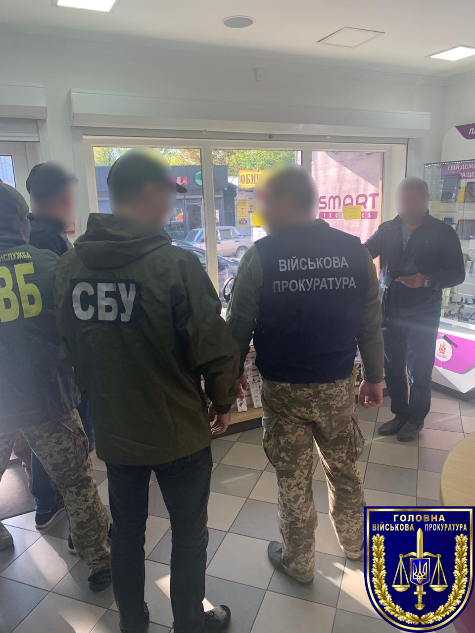 Двох офіцерів Чернівецького прикордонного загону викрили на систематичних поборах 