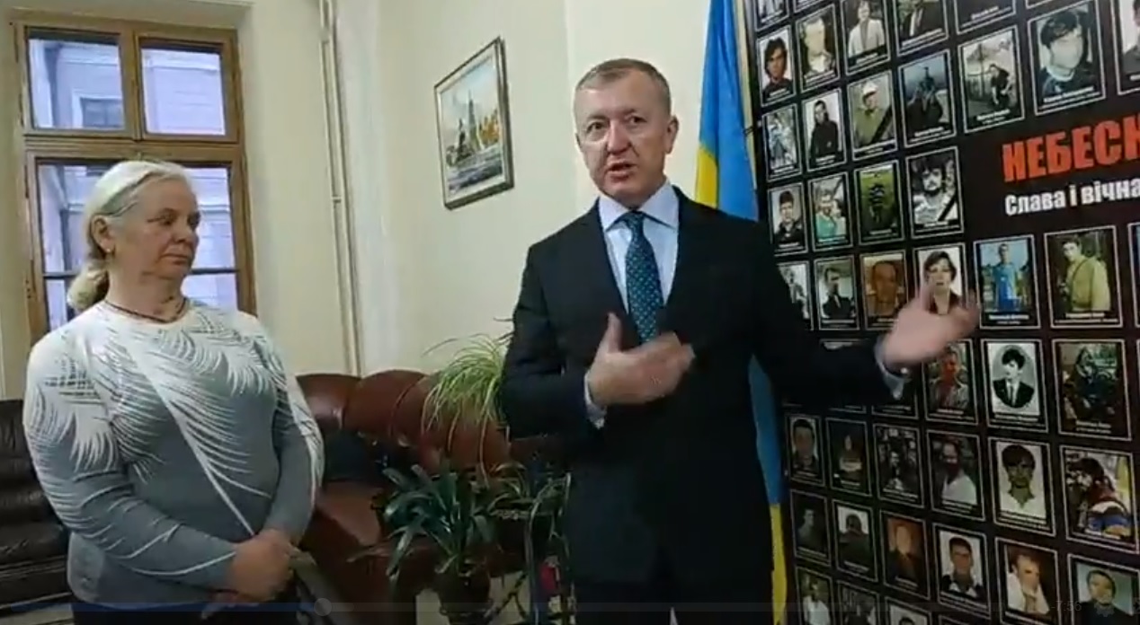 Сергій Осачук закликав небайдужих буковинців долучитися до створення гідного меморіалу загиблим за Україну патріотам, а не прикривати корупцію героями 