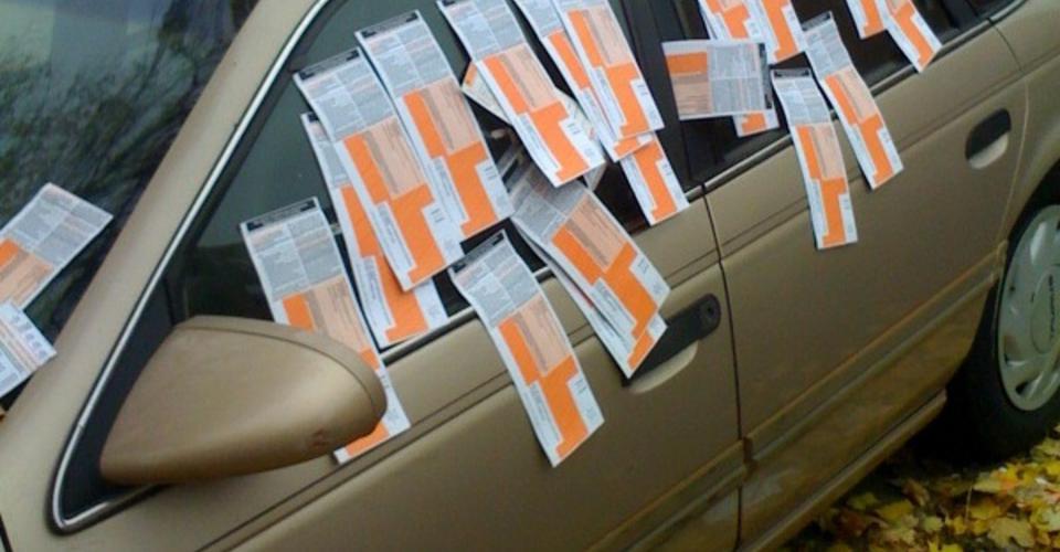 З 20 січня у Чернівцях почнуть штрафувати водіїв за неправильну парковку 