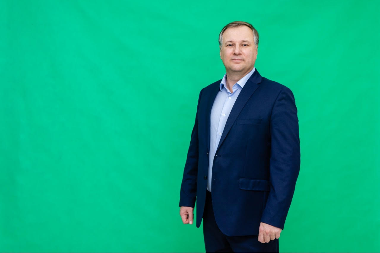 Віталій Другановський офіційно очолив Чернівецьку обласну парторганізацію 'Слуги народу'