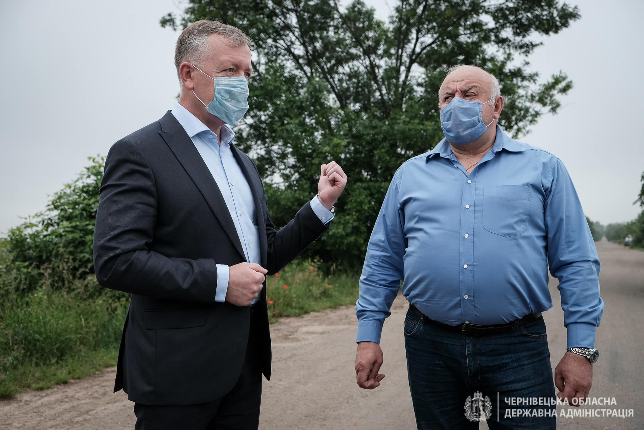 'Спокійний, потужний губернатор': Зеленський заявив, що Осачук запобіг катастрофі через коронавірус у Чернівцях 