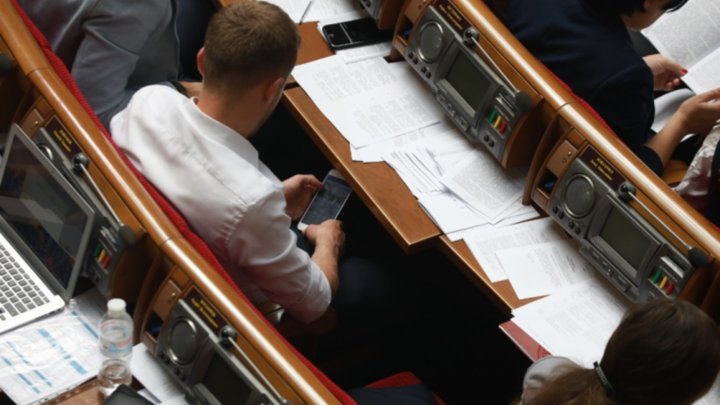 Можливе призначення Яценюка головою Нацбанку стане для Зеленського політичною 'ж...ю': 'Слуги народу' обговорюють  кандидатів на посаду 