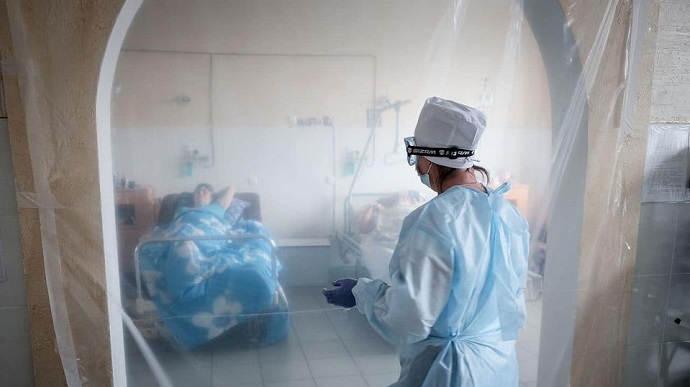 В Чернівецькій області лікарні для заражених COVID-19 заповнені до 79%, для потреб хворих розгорнуто 1283 ліжка
