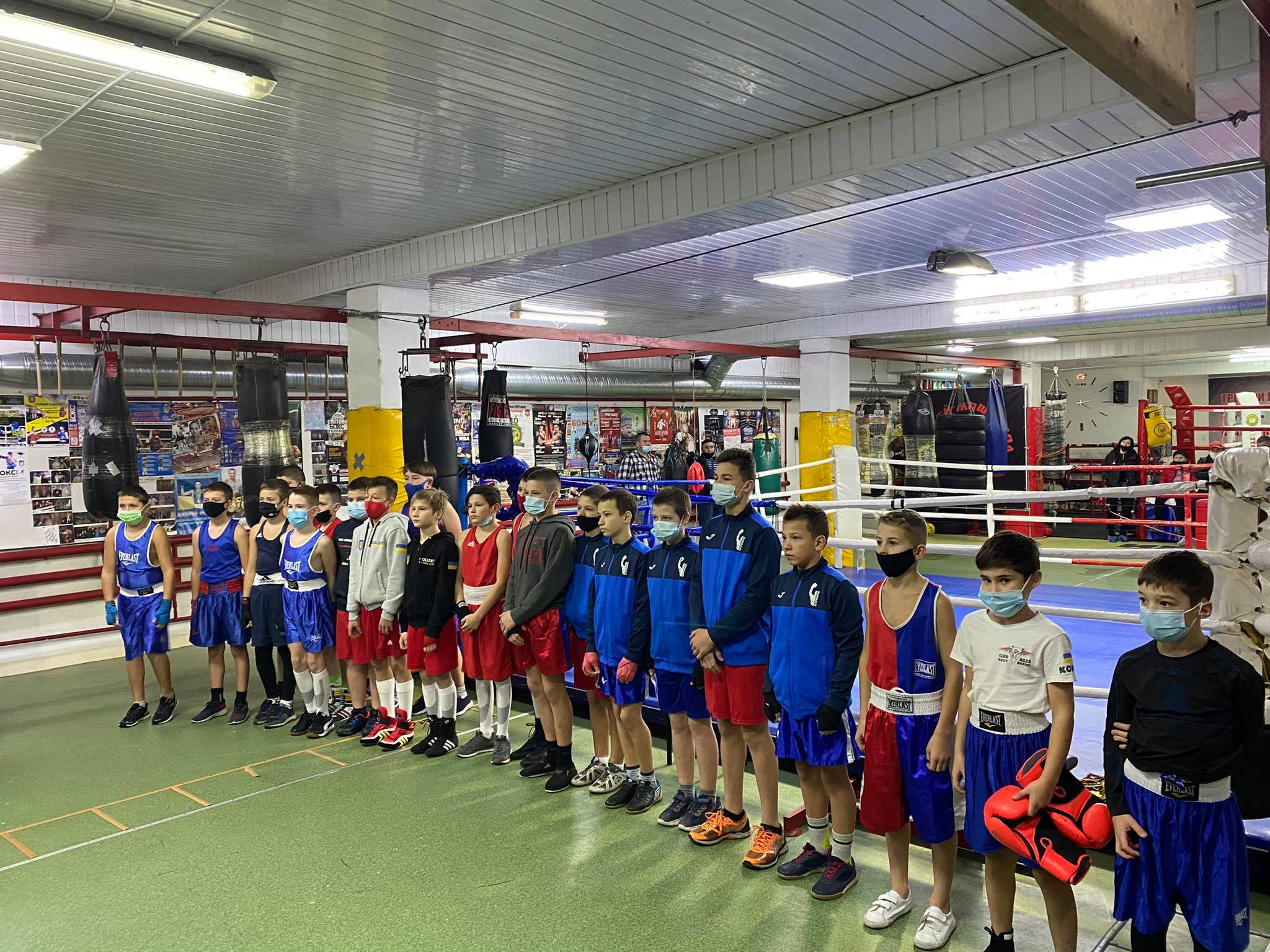У БК «Колізей-Машзавод» змагалися юні боксери