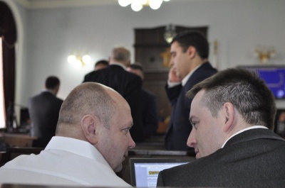«Команда Михайлішина» і «Рідне місто» подали заяви до ТВК щодо реєстрації депутатами Чернівецької міськради