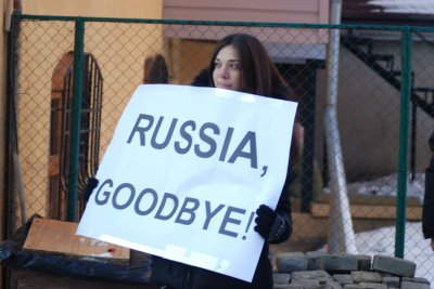 На протестувальників у Чернівцях кинули 'Беркут', щоби ті не зіпсували настрій Лаврову
