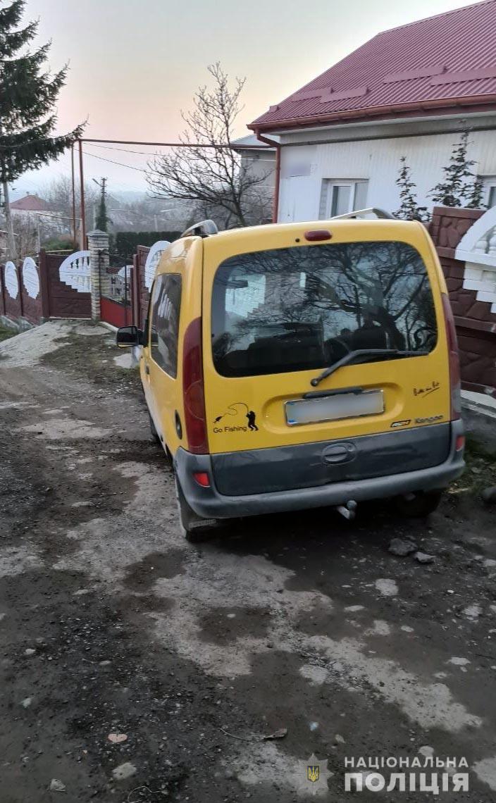 Розслідування наїзду автомобіля на пішоходів-підлітків у Чернівцях завершили 