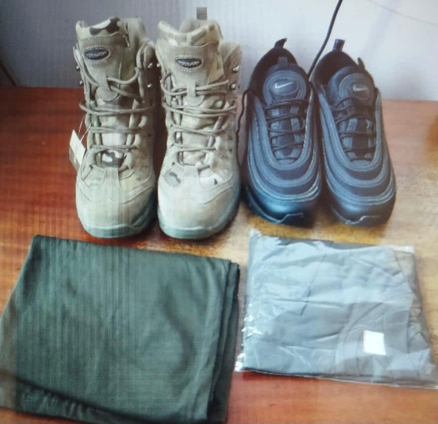 Дві пари взуття та одяг для військовослужбовця за донат від родини американського водія: гендиректор обллікарні прозвітував на що витратив кошти 