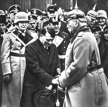 У Чернівцях згадали про 80-ту річницю приходу Адольфа Гітлера до влади в Німеччині 
