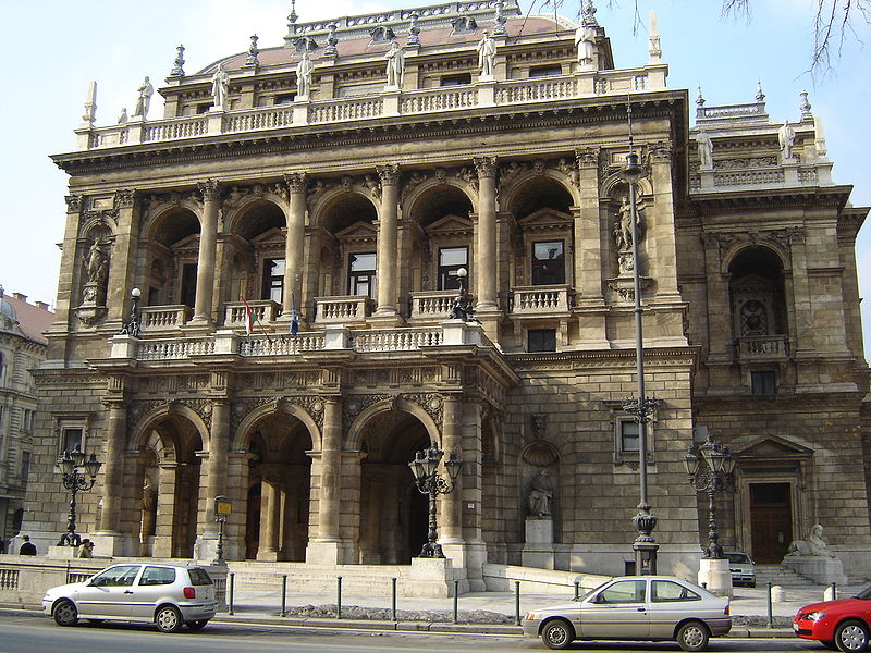 У Чернівцях виступить Будапештський театр оперети 