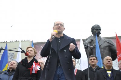 В «Свободе» намекнули, что выборы мэра Черновцов – проблема Яценюка