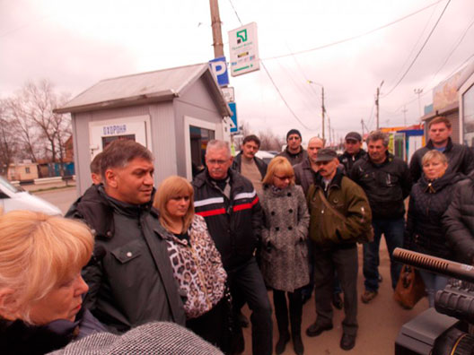 Підприємці чернівецької 'Калинки' не довіряють гендиректору ринку Сербінчуку і секретарю Михайлішину