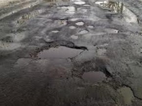 У київської фірми-підрядника, що не відремонтувала дорогу на Буковині, відберуть майже 90 млн. грн. 