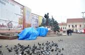 Для міліції особливо важливо, що нападники на чернівецький Євромайдан були без масок, нікого не били, а сам напад - не політичний