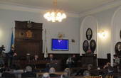 Депутати, яких пов'язували з 'Рідним містом', використали ультиматум Правого сектора, щоб дестабілізувати роботу Чернівецької міської ради (оновлено о 15.43)