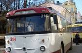 Тролейбус, який відремонтував мер Чернівців, зламався