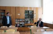 Директор школи Яценюка відмовився йти на вибори від 'Нашого краю'
