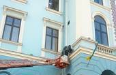 Каспрук показав приклад: з кабінету Чернівецького міського голови демонтували кондиціонер