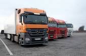З Буковини до Росії відправилась перша колона із 43 російських вантажівок
