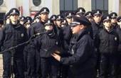 Во время присяги в Черновцах женщины-полицейские теряли сознание