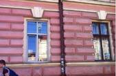 «Батьківщина» сплатить штраф за те, що замінила вікна у найстарішій будівлі Чернівців