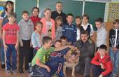 На Буковині дітям продемонстрували, як бельгійські та німецькі вівчарки шукають наркотики і тютюн на кордоні