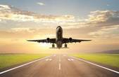 Адміністрація аеропорту «Чернівці» веде переговори з двома авіаперевізниками з Румунії про запуск регулярних і чартерних рейсів