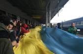 У Чернівці прибули 170 пасажирів «Потягу єднання» (ФОТО)