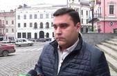 Містяни вкотре скаржаться на бездіяльність фірми депутата від 'Рідного міста'  Максима Тихоновича
