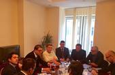 Члени міжфракційного об'єднання 'Буковина' не придумали нічого кращого, як замість обіду зустрітися з Послом Румунії в Україні, - нардеп С.Рудик