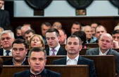 Чернівецькі депутати перетворили сесійну залу міськради у місце 'боїв без правил', без принципів і моралі! - думка