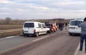 Двоє осіб  загинули, ще двоє травмовані: ДТП на об’їзній біля Чернівців 