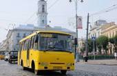 У Чернівцях суд призупинив дію рішення міськради про скасування нового тарифу на проїзд у маршрутках