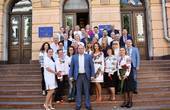 Голова та виконавчий апарат Чернівецької обласної ради долучились до відзначення Дня вишиванки в Чернівцях