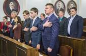 'Геть усіх!' Депутати міськради залишають Чернівці без влади