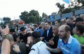 Натовп буквально вніс Саакашвілі на українську сторону: з'явилося відео прориву