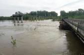 Прут знову підтоплює міст у Маршинцях, що сполучає Герцаївський та Новоселицький райони
