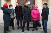 У Чернівцях під апеляційним судом протестували проти звільнення «беркутівців»