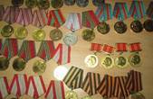 На Буковині зупинили контрабанду ювілейних медалей часів СРСР