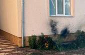 Пошкодило стіну та квітник: на подвір'ї приватного будинку у Ванчиківцях вибухнула граната