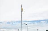 До Дня Державного прапора України у Чернівцях  завершили облаштування території навколо флагштоку  