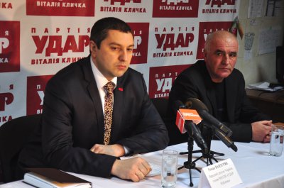 Ванзуряк запевняє, що УДАР не буде прикривати Сербінчука