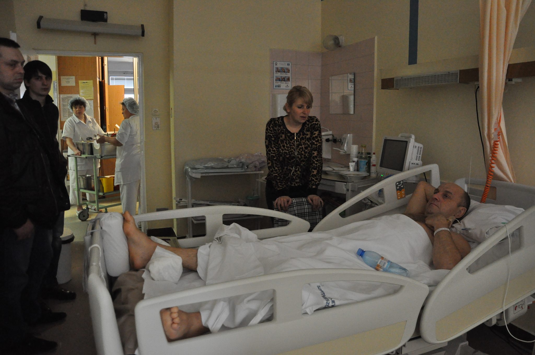 У дружини героя Майдану чернівчанина Василя Аксенина  у Польщі в лікарні викрали сумку з паспортами і грошима