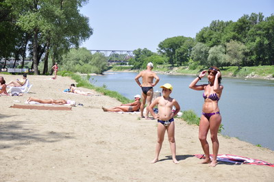 Приймати відвідувачів готовий лише міський пляж на Пруті
